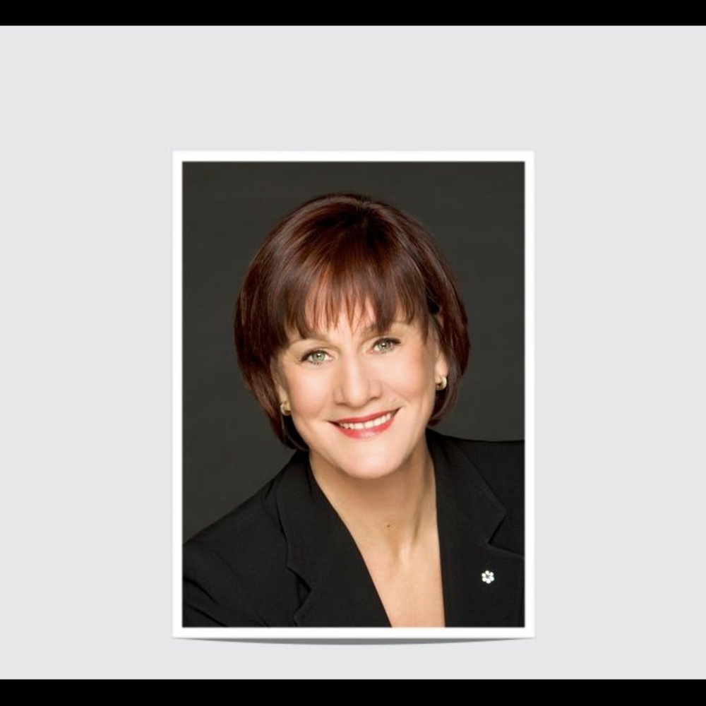 Meet your Posher, Denise